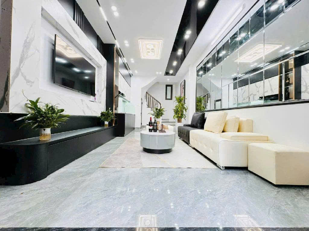 BÁN NHÀ KHƯƠNG TRUNG 35M 5 TẦNG 8.95 TỶ – NGÕ THÔNG – 10M RA Ô TÔ, FULL NỘI THẤT