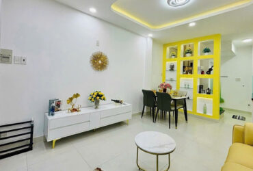 Nhà hẻm Ô tô đỗ cửa Lê Văn Sỹ – QUẬN 3 – 3.5 x 7 m – 5 Tầng – 7.45 tỷ