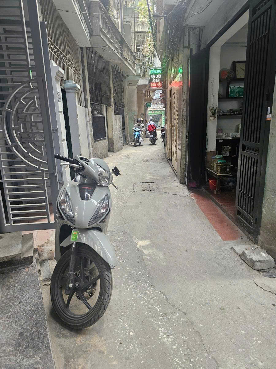 BÁN CĂN VỊ TRÍ SIÊU ĐẸP – TRUNG TÂM ĐỐNG ĐA – 4 TẦNG SẠCH SẼ – GIAO THÔNG THUẬN TIỆN – GIÁ HƠN 9 TỶ