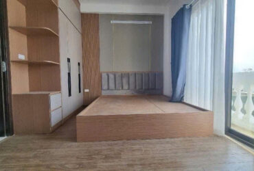 BÁN NHÀ THANH AM LONG BIÊN,OTO ĐỖ CỔNG,LÔ GÓC,THANG MÁY,42M NHỈNH 9 TỶ