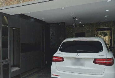 BÁN NHÀ NGÔ GIA TỰ LONG BIÊN,OTO VÀO NHÀ,LÔ GÓC,THANG MÁY,NỞ HẬU,42M