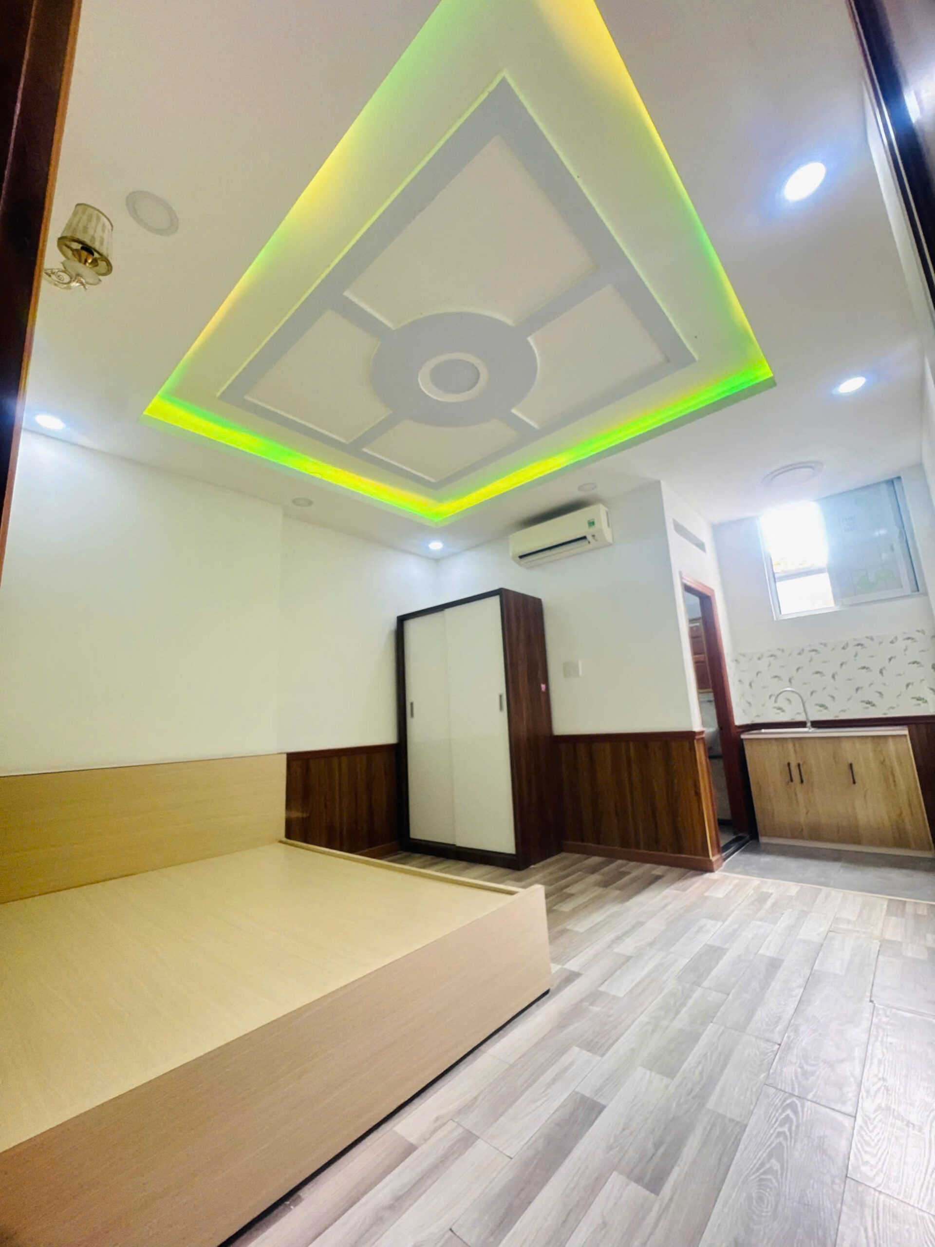 Cho thuê phòng đẹp – Đủ nội thất – Khu an ninh, đầy đủ tiện ích, vân tay, giờ giấc tự do.