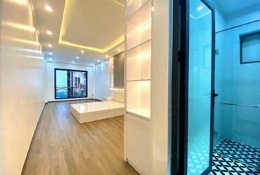 trần quốc vượng 48m x7 tầng thang máy 15,5 tỷ ngõ thông,rộng,gần phố,gần ô tô