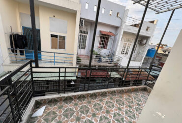 Cho thuê nhà nguyên căn 2 tầng, vị trí thuận tiện Quận 12