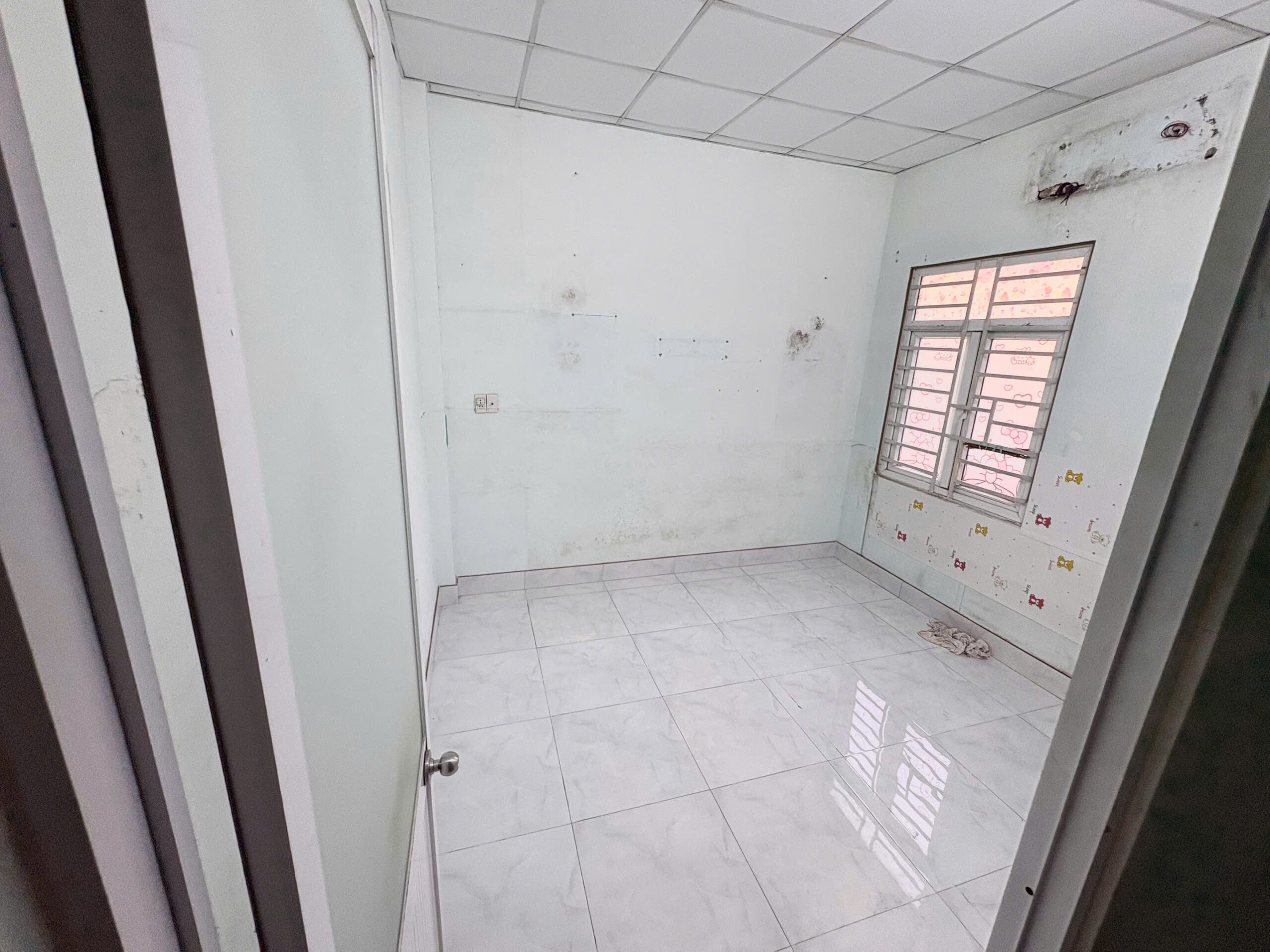 Cho thuê nhà nguyên căn 2 tầng, vị trí thuận tiện Quận 12