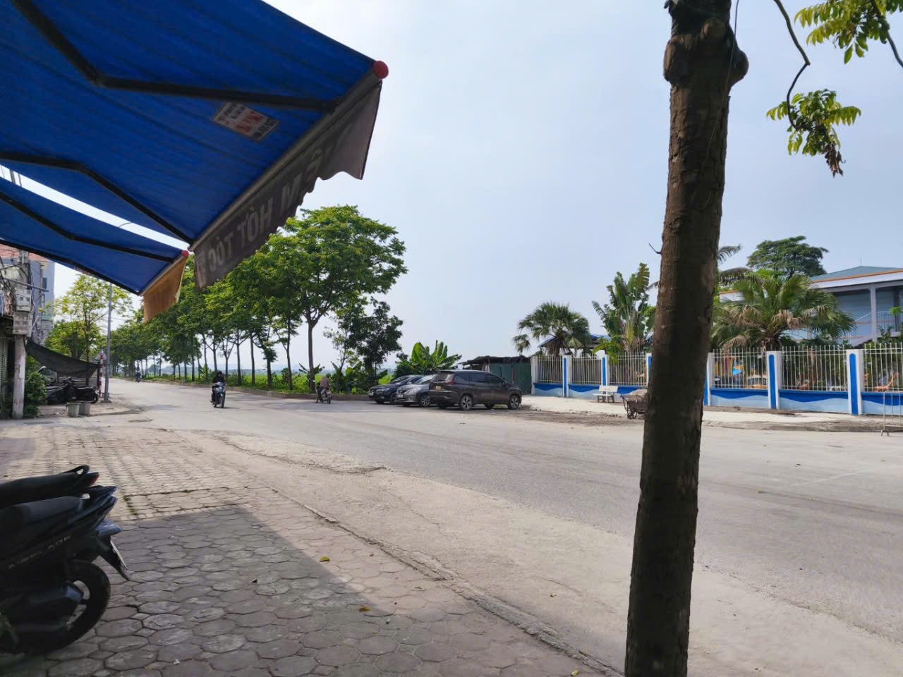 🚘🚘🚘🚘MẢNH ĐẤT NẰM GIỮA KHU ĐÔ THỊ ĐẠI ÁNG. Ô TÔ ĐỖ CỬA NGAY GẦN HỒ🚘🚘🚘