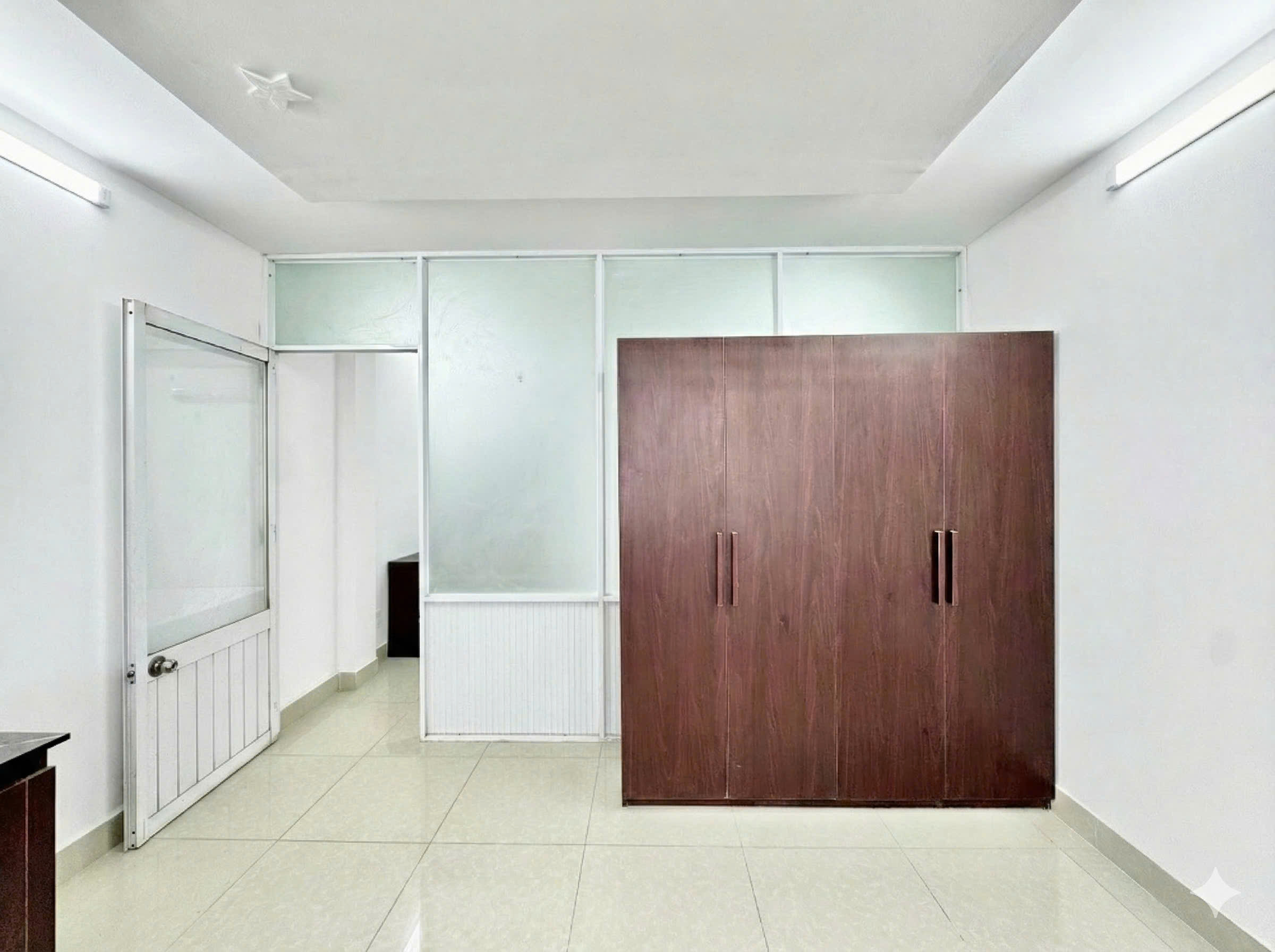 CÒN TRỐNG 2 CHO THUÊ FULL NỘI THẤT – TẠI TRUNG TÂM QUẬN 1, PHƯỜNG ĐA KAO