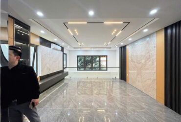 BÁN NHÀ NGỌC THUỴ LONG BIÊN,ĐƯỜNG 4.5M,OTO VÀO NHÀ,THANG MÁY,PHÂN LÔ, 50M