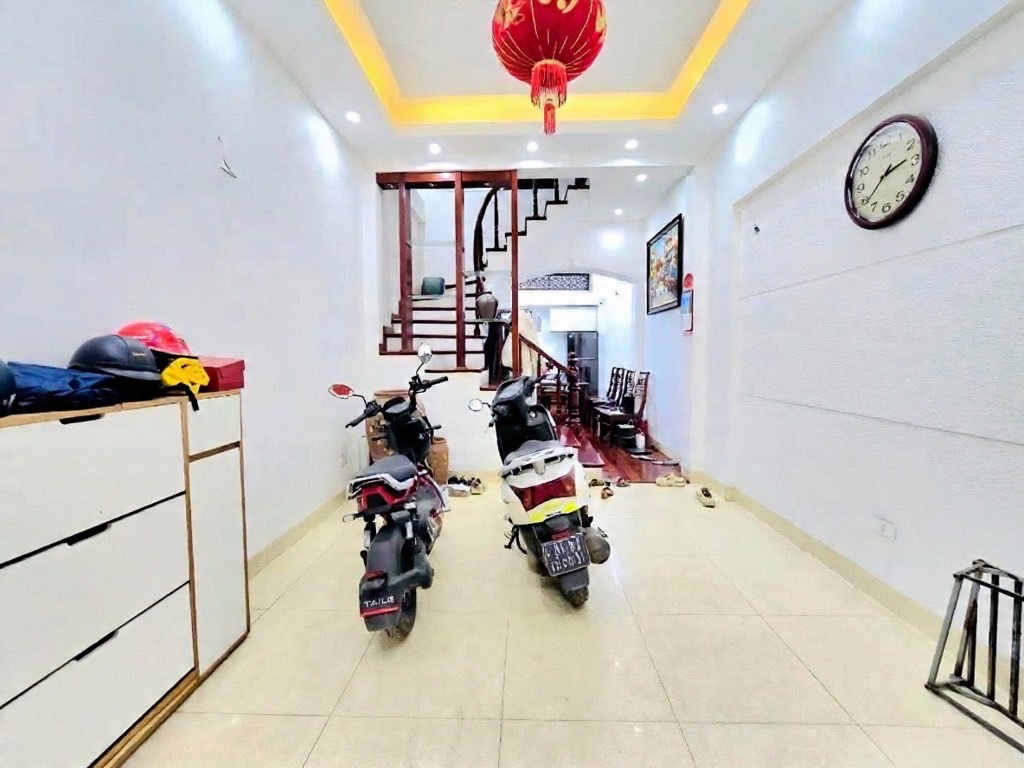 trích sài hồ tây 40m x6 tầng 14,8 tỷ dân xây 2 thoáng 40m ra hồ,view hồ,ngõ thông