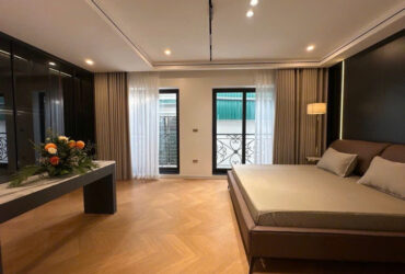 BÁN NHÀ BỒ ĐỀ LONG BIÊN,OTO TRÁNH, NGÕ NÔNG, VIEW HỒ,ĐẸP LONG LANH,60M