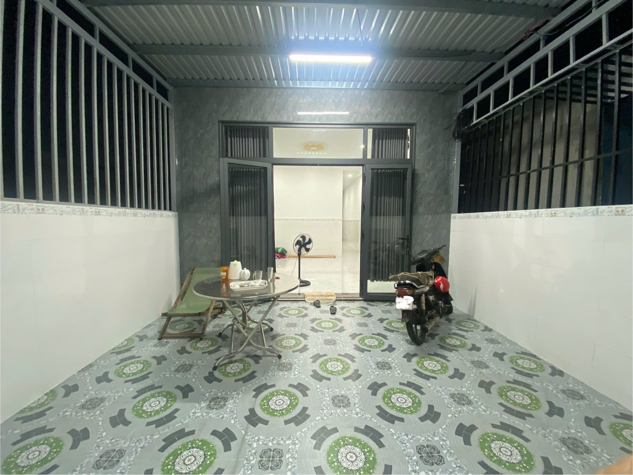 Cho thuê nhà nguyên căn hẻm 430B Nguyễn Hữu Cảnh, Phường 10, TP Vũng Tàu. Nhà mới xây 100%