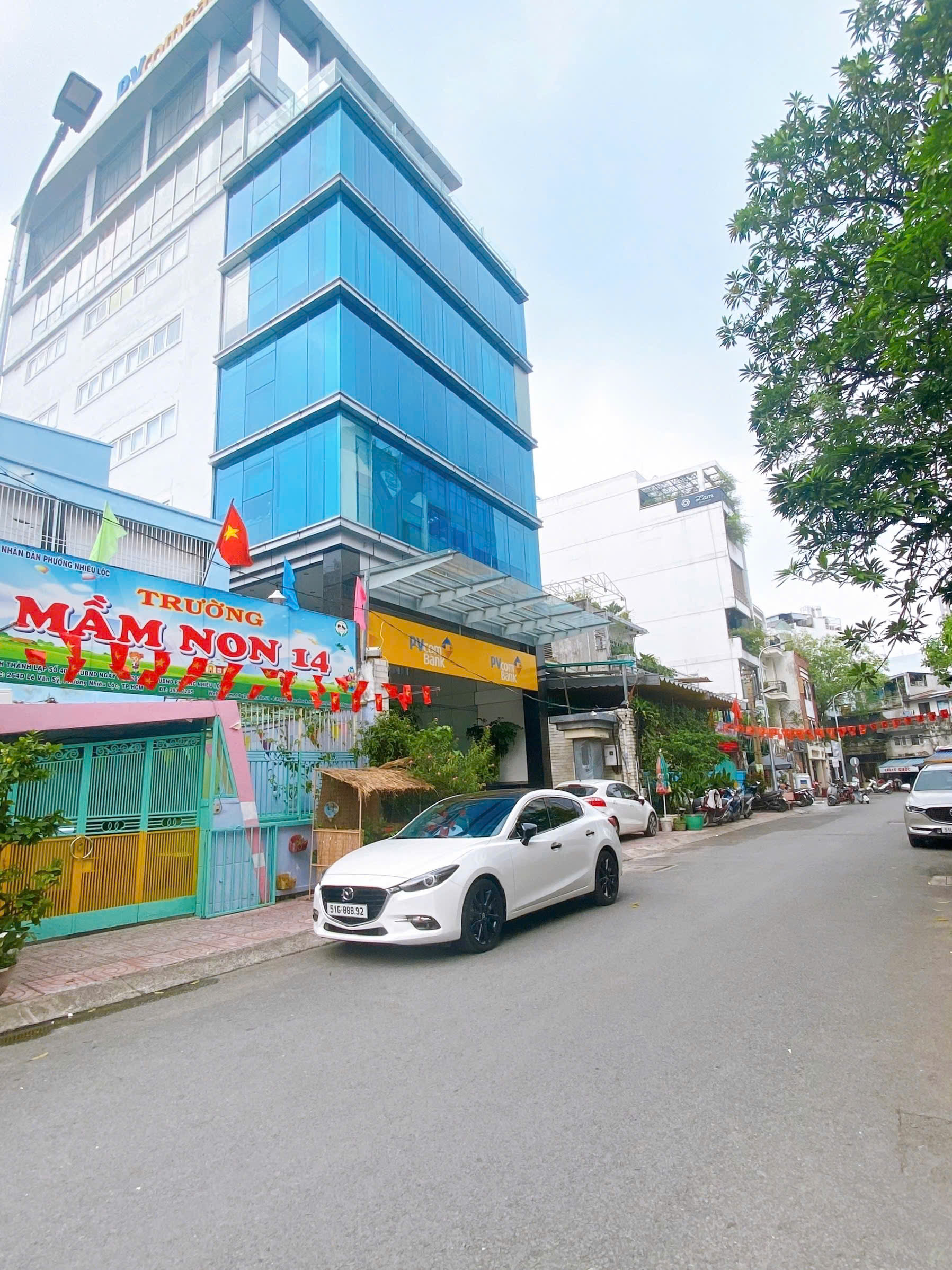 Nhà hẻm Ô tô Lê Văn Sỹ – Quận 3 – 5 x 10 m – 2 tầng – 6.5 tỷ