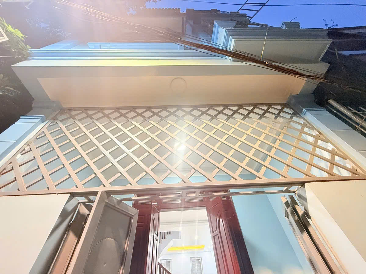 CHÍNH CHỦ CHO THUÊ NHÀ NGUYÊN CĂN – PHÙ HỢP Ở GIA ĐÌNH HOẶC VĂN PHÒNG LÀM VIỆC