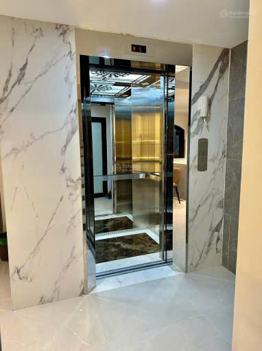 Tài chính hợp lý, chỉ 12.5 Tỷ sở hữu nhà mới kính cong, đẹp 6 tầng, thang máy khu vực Phú