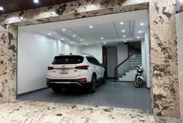 đội cấn 51m x7 tầng thang máy 24,8 tỷ-full nội thất,gara ô tô,ngõ thông