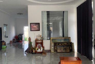 Bán Biệt thự Sân Vườn 2 Tầng 520m2,SHR thổ cư,đường xe hơi,gần sông nên rất mát