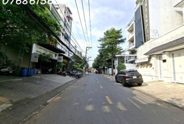 Bán mặt tiền KD gần bên Gigamall Phạm Văn Đồng, 2 tầng, 90m2, đường 12m, sổ hồng, giá 13 tỷ TL