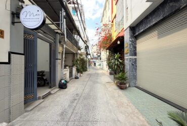 ‼️ Nguyễn Đình Chính P.15 Phú Nhuận – Hẻm ô tô thẳng 1 trục – vài bước ra mặt tiền – 7.X tỷ