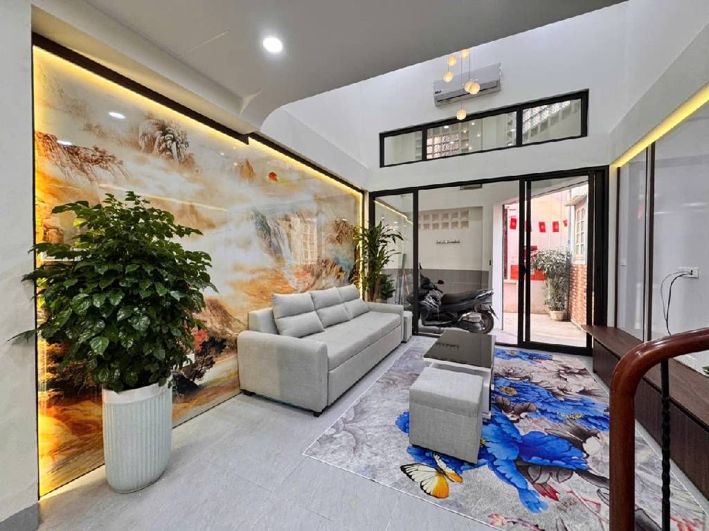 NHÀ ĐẸP- FULL NỘI THẤT – VỀ Ở NGAY ĐÓN TẾT – GẦN HỒ TÂY  – TẦM TIỀN QUÁ HIẾM-CHỐT NGAY_36M2