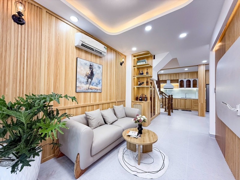 ‼️ Giáp Phan Đăng Lưu – Hẻm xe hơi đỗ cổng – Full nội thất mới