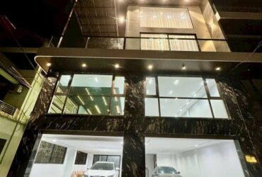 Siêu phẩm Nguyễn Sơn, 2 mặt ôtô tránh, 150m x 7tầng, MT 10m, thang máy, bể bơi, full nội thất Luxury