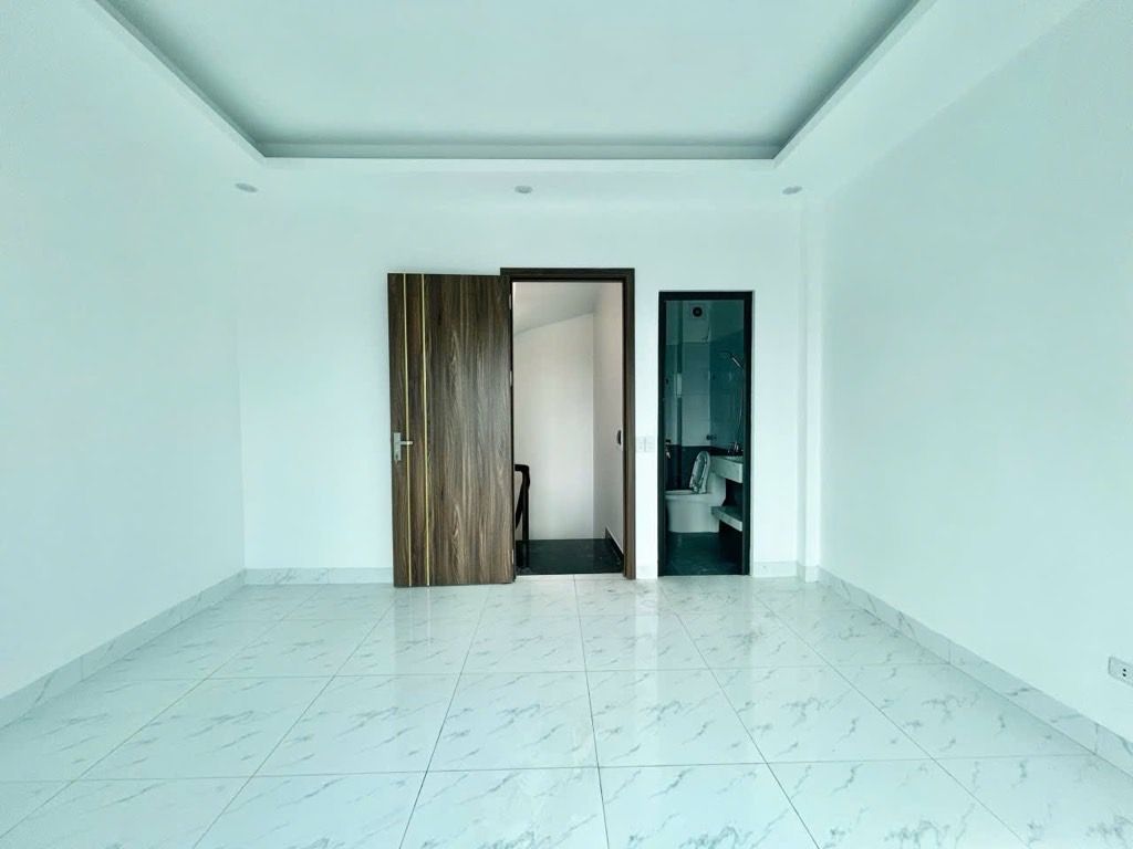 BÁN NHÀ 5 TẦNG XÂY MỚI HOÀNG LIÊN – THƯỢNG CÁT,BẮC TỪ LIÊM GIÁ HƠN 5 TỶ