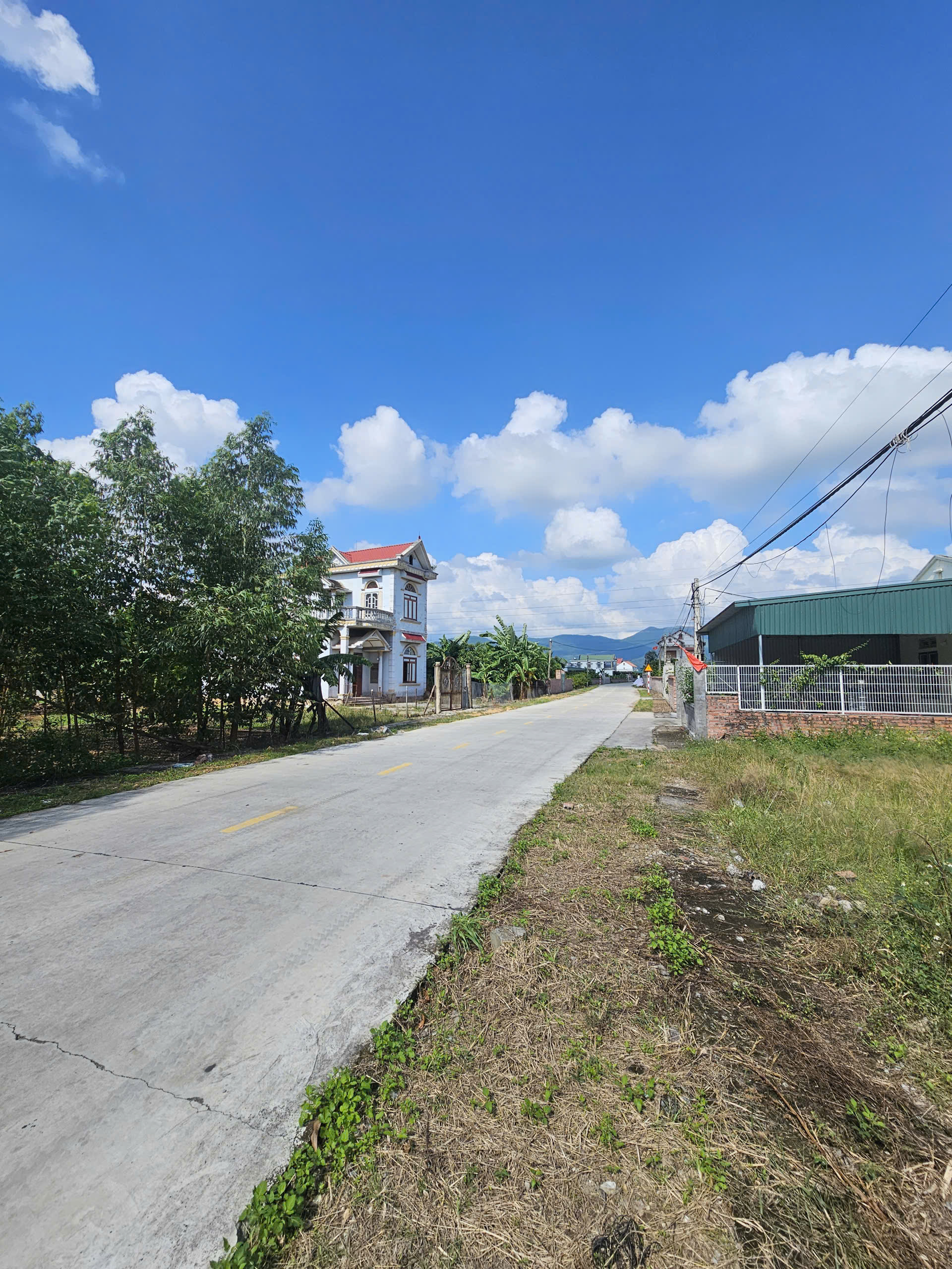 BÁN ĐẤT KHU DÂN CƯ TÂN TIẾN – GIÁ TỐT, VỊ TRÍ ĐẸP