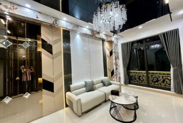 13,6 tỷ. Nhà Phân Lô cán bộ cao cấp Khương Trung. Ngõ Oto qua nhà. Diện tích 40m, 5 tầng, 6 phòng ngủ. Nhà đẹp, ở ngay,