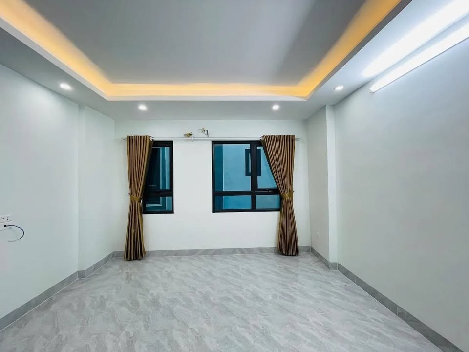 BÁN NHÀ 5 TẦNG LIÊN MẠC – GIÁP THƯỢNG CÁT – BẮC TỪ LIÊM – Ở NGAY, TIỀM NĂNG CAO