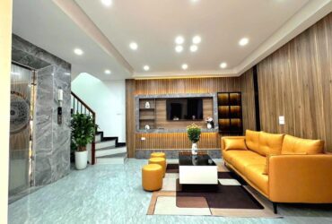 Nhà đẹp Định Công Thượng – 32m*6 tầng-Thang máy- ô tô đỗ gần- Kinh doanh. Giá nhỉnh 9 tỷ