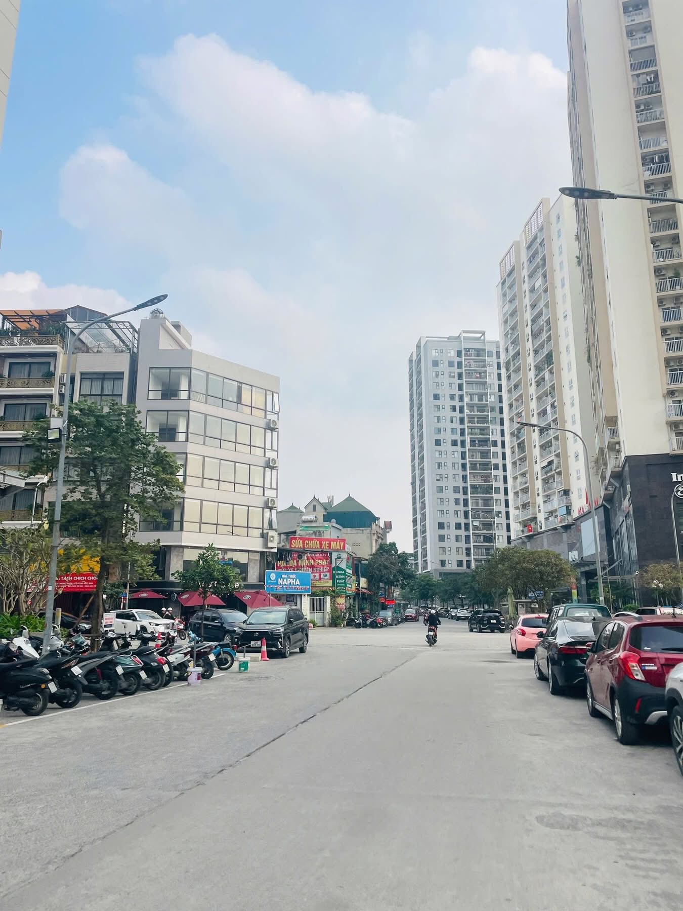 Lõi Bồ Đề  Của hiếm 295m sẵn nhà 3 tầng  Vỉa hè, ô tô tránh  Siêu dòng tiền  Inbox nhận báo giá