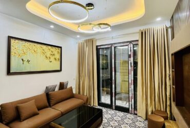 Nhà đẹp đón Tết Phố Bùi Xương Trạch – 33m*5 tầng- ô tô cách 15m. Giá 7,9 tỷ