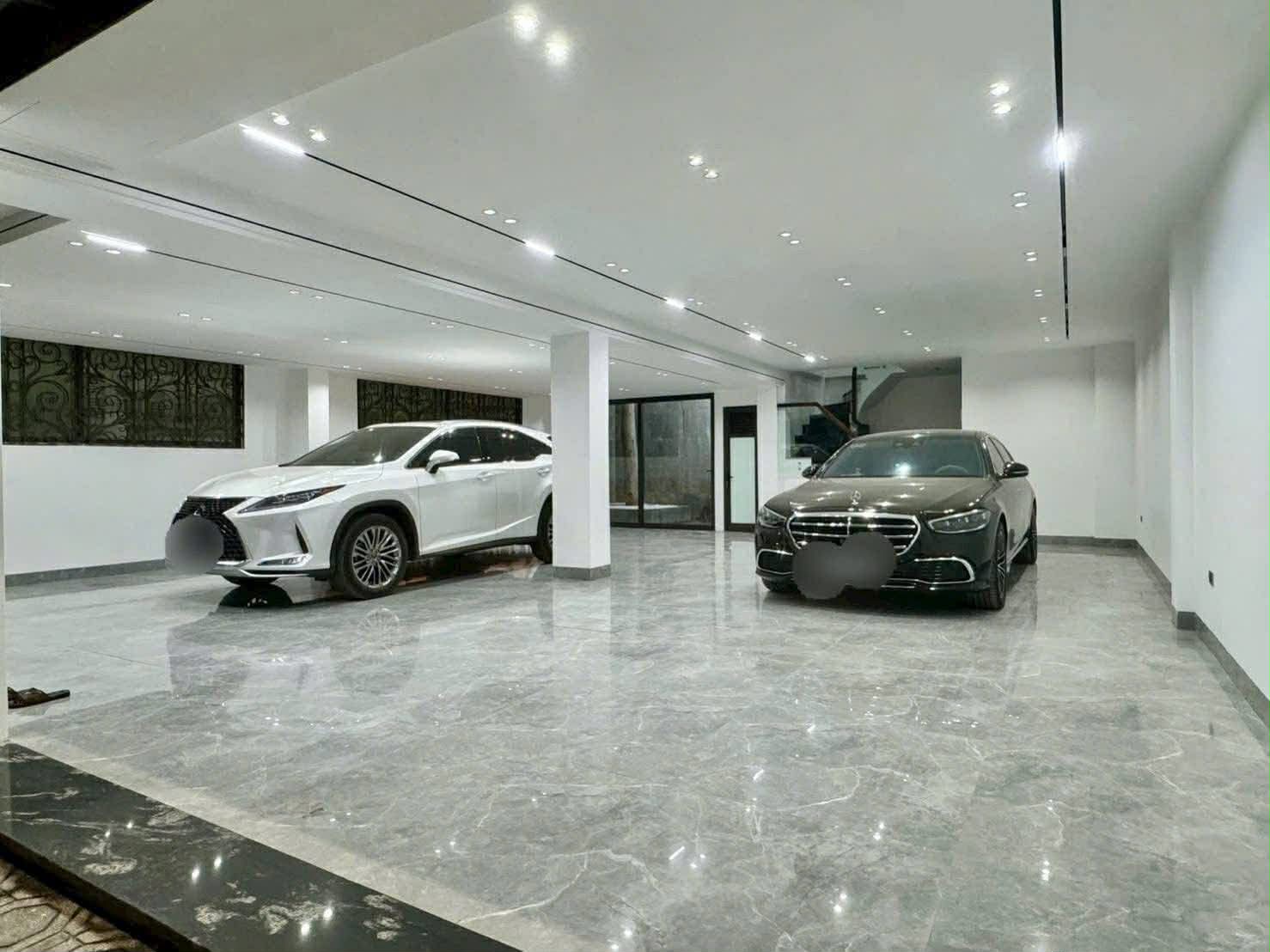 Siêu phẩm Nguyễn Sơn, 2 mặt ôtô tránh, 150m x 7tầng, MT 10m, thang máy, bể bơi, full nội thất Luxury