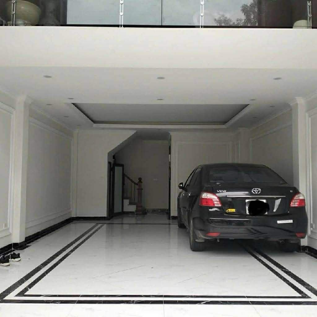 bán nhà Sài Đồng, 7 tầng thang máy, vỉa hè, ôtô tránh, đối diện trường học