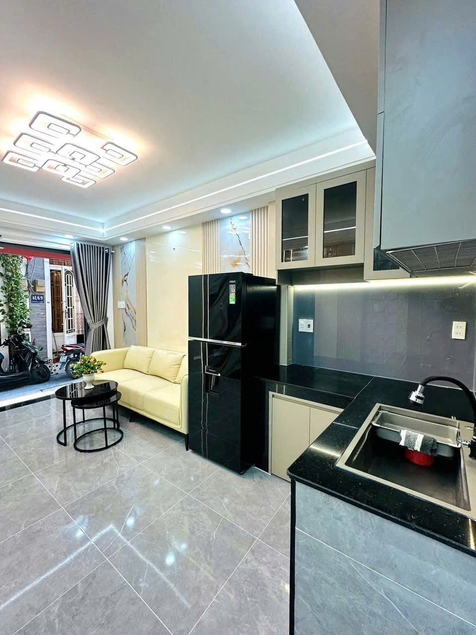 💎 MẶT PHỐ HOÀNG CẦU 76M – MT 10M – CHỈ 16.5 TỶ – VỊ TRÍ VÀNG KINH DOANH ĐỈNH – VIEW HỒ CỰC HIẾM