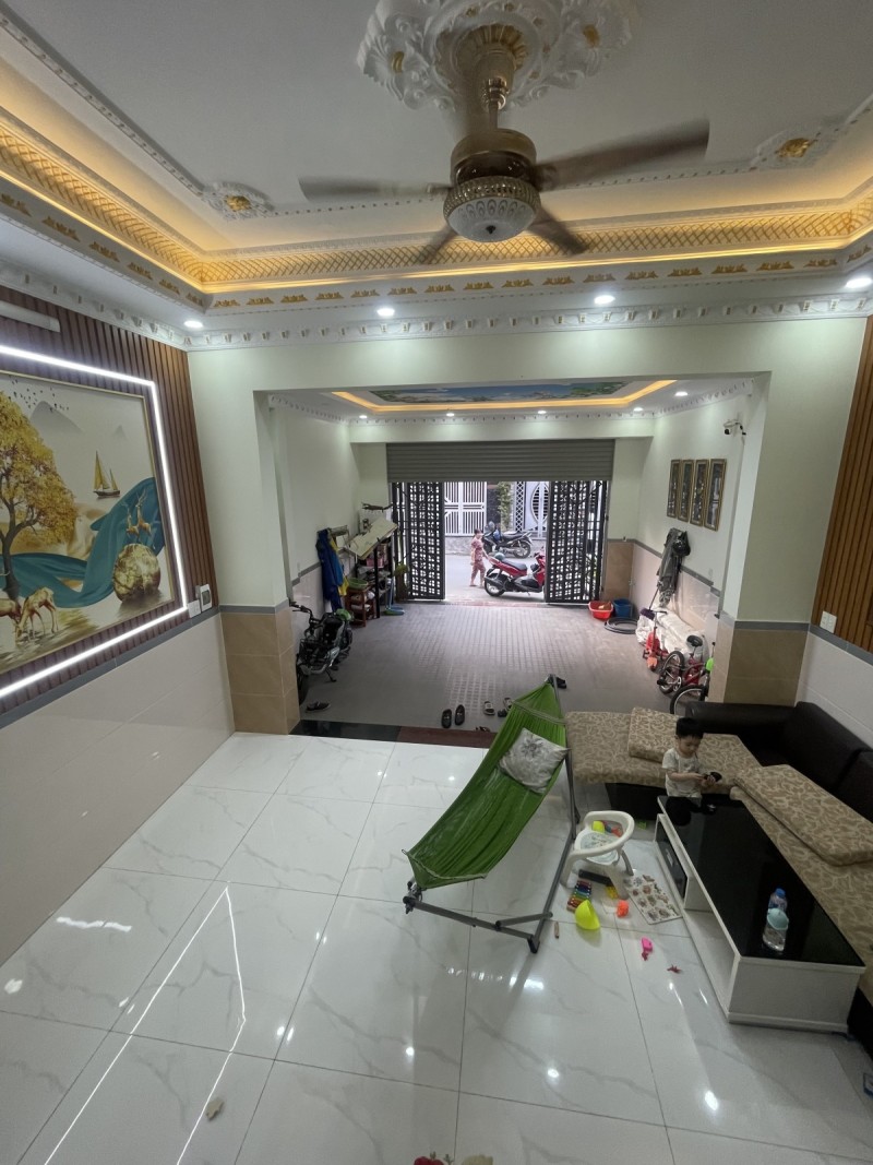 Bán nhà 2 Tầng Dĩ An,SHR thổ cư,đường 2 ô tô thông,KINH DOANH buôn bán tốt