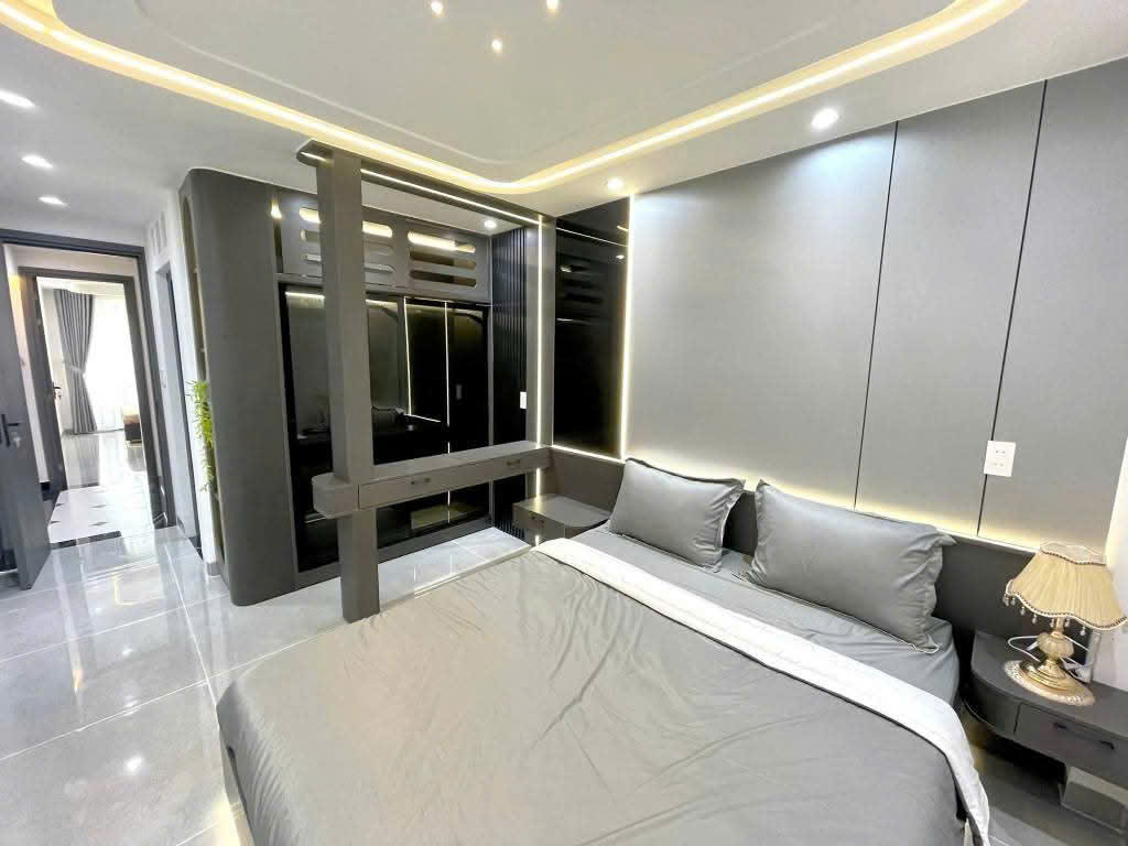 💎 MẶT PHỐ HOÀNG CẦU 76M – MT 10M – CHỈ 16.5 TỶ – VỊ TRÍ VÀNG KINH DOANH ĐỈNH – VIEW HỒ CỰC HIẾM