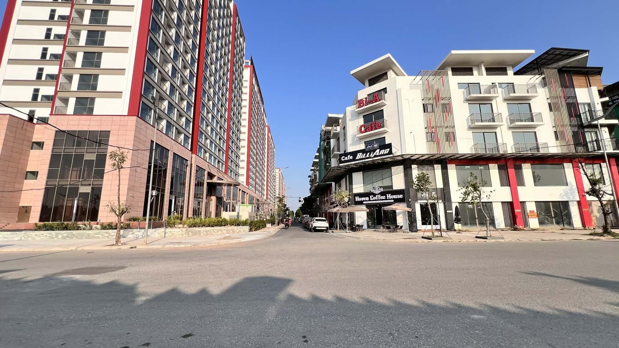 Liển kề Khai Sơn, lô góc, 3 thoáng, khu vực cực sầm uất, phù hợp kinh doanh, cho thuê