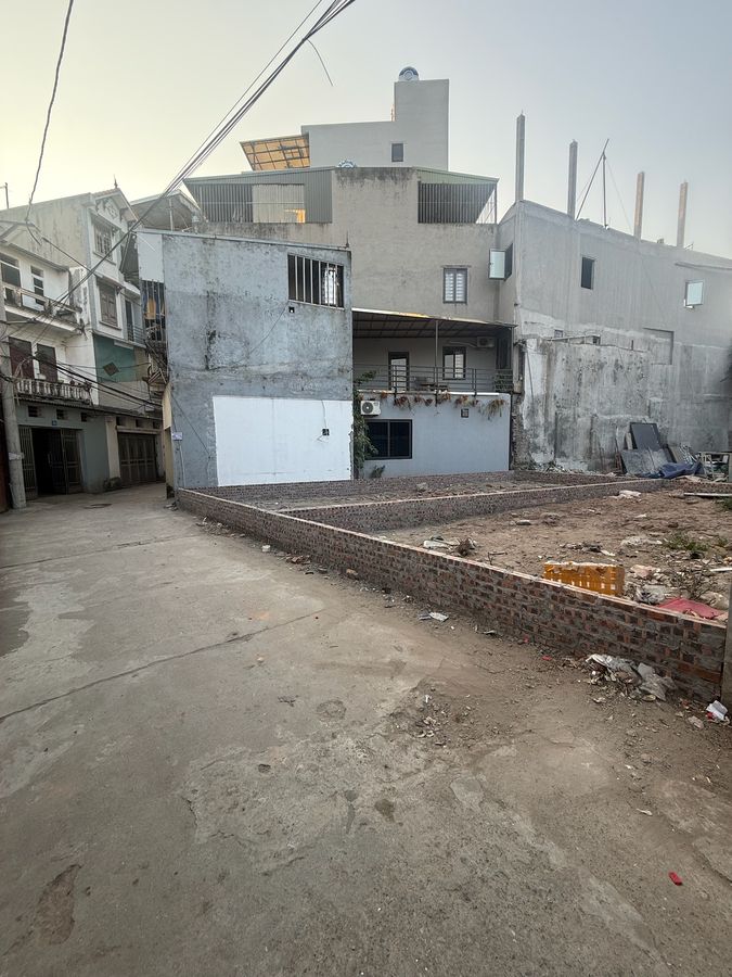 Của hiếm Thạch Bàn  2 lô đất giá đầu tư  Oto 7 chỗ chạy vèo vèo  Tiềm năng rõ rệt