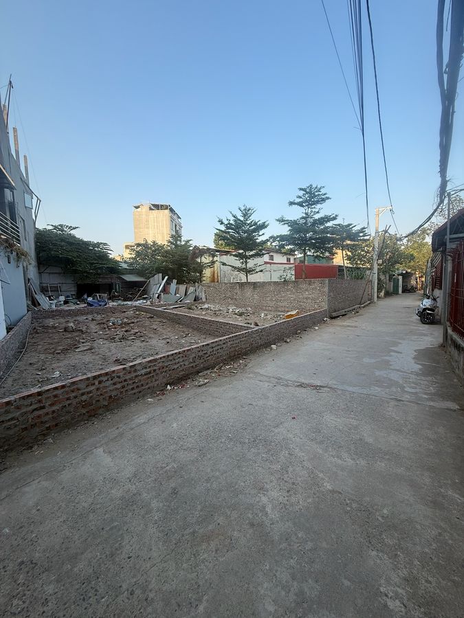 Của hiếm Thạch Bàn  2 lô đất giá đầu tư  Oto 7 chỗ chạy vèo vèo  Tiềm năng rõ rệt