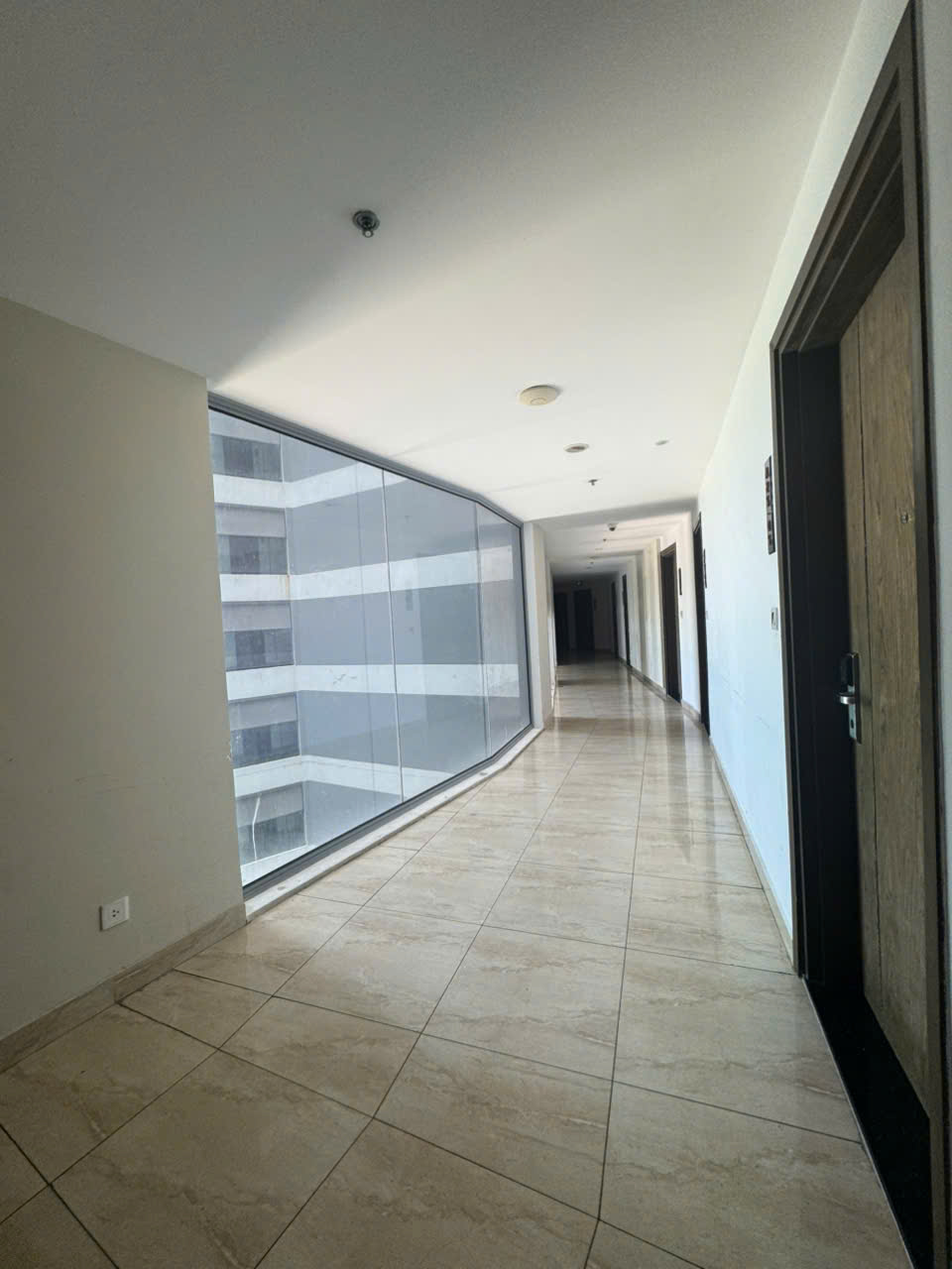 Bán căn hộ Panorama Nha Trang tầng 25 – Tháp A, view phố, đang cho thuê 8tr/th