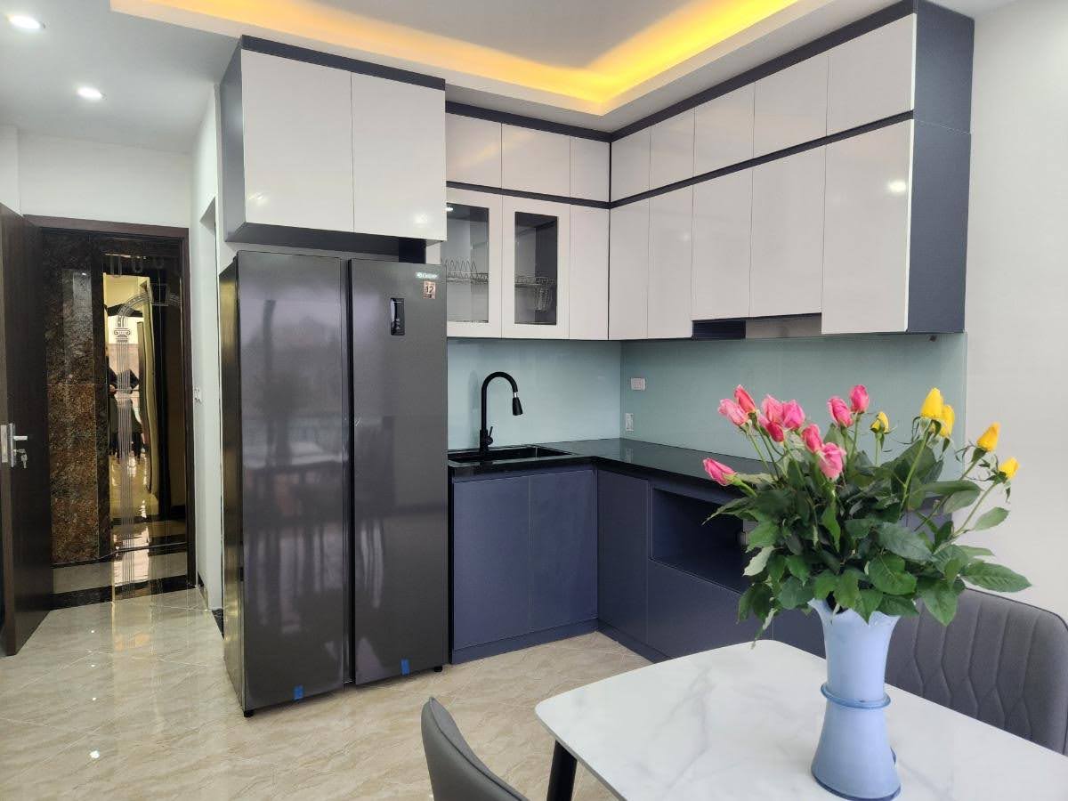 Bán gấp nhà đẹp Phố Trần Hoà- 30m*6 tầng-Thang máy- ô tô vào nhà- Kinh doanh. Hơn 9 tỷ