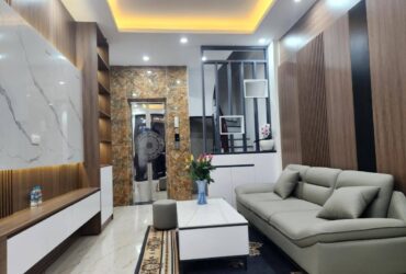 Bán gấp nhà đẹp Phố Trần Hoà- 30m*6 tầng-Thang máy- ô tô vào nhà- Kinh doanh. Hơn 9 tỷ