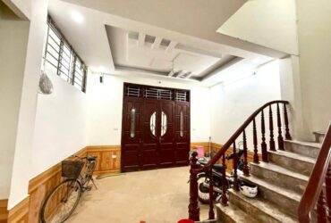 Siêu phẩm Phân Lô Định Công Thượng- Lô góc, 44m*5 tầng*5mMT-O tô vào nhà. Giá 9,5 tỷ