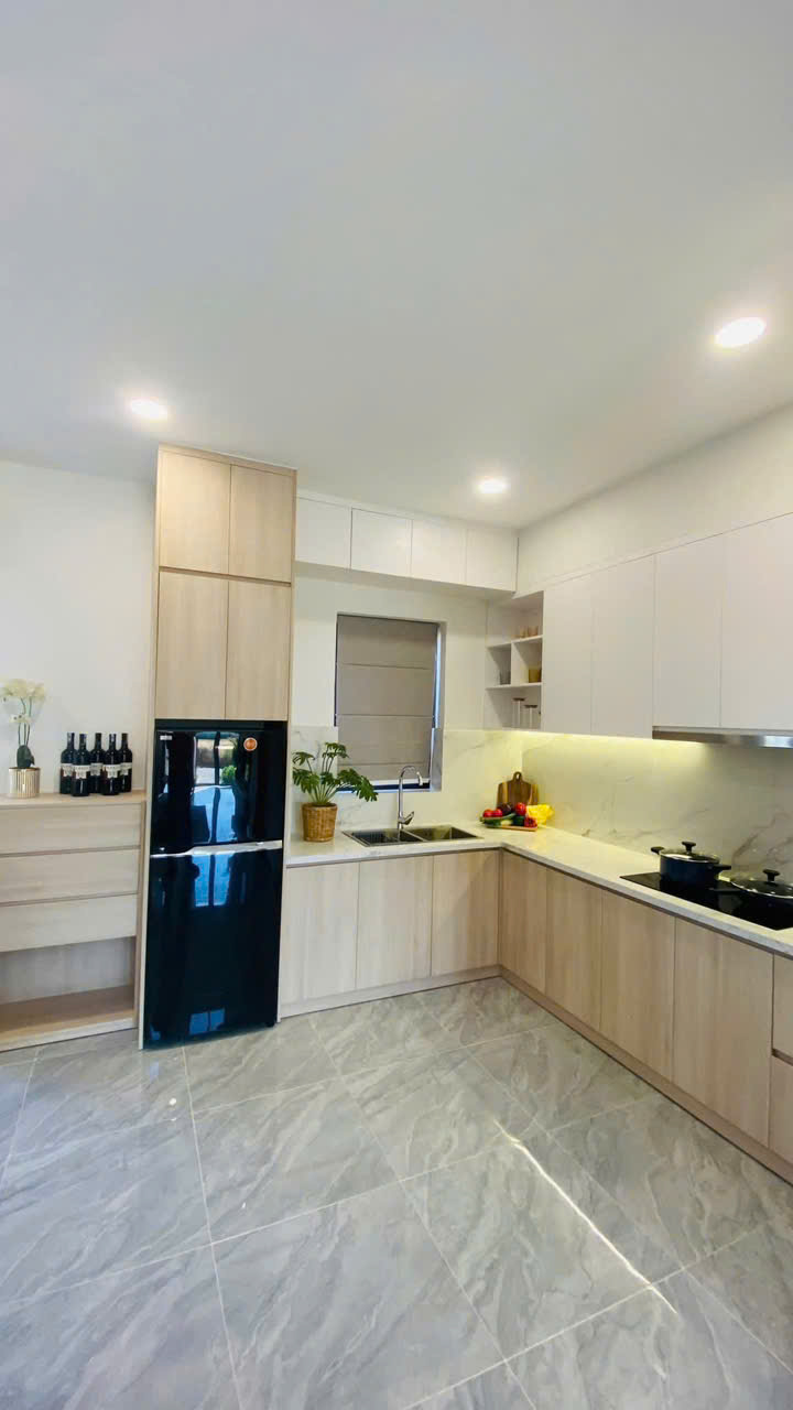 Cho thuê nhà 1 trệt 1 lửng 1 lầu – nội thất đầy đủ – giá tốt