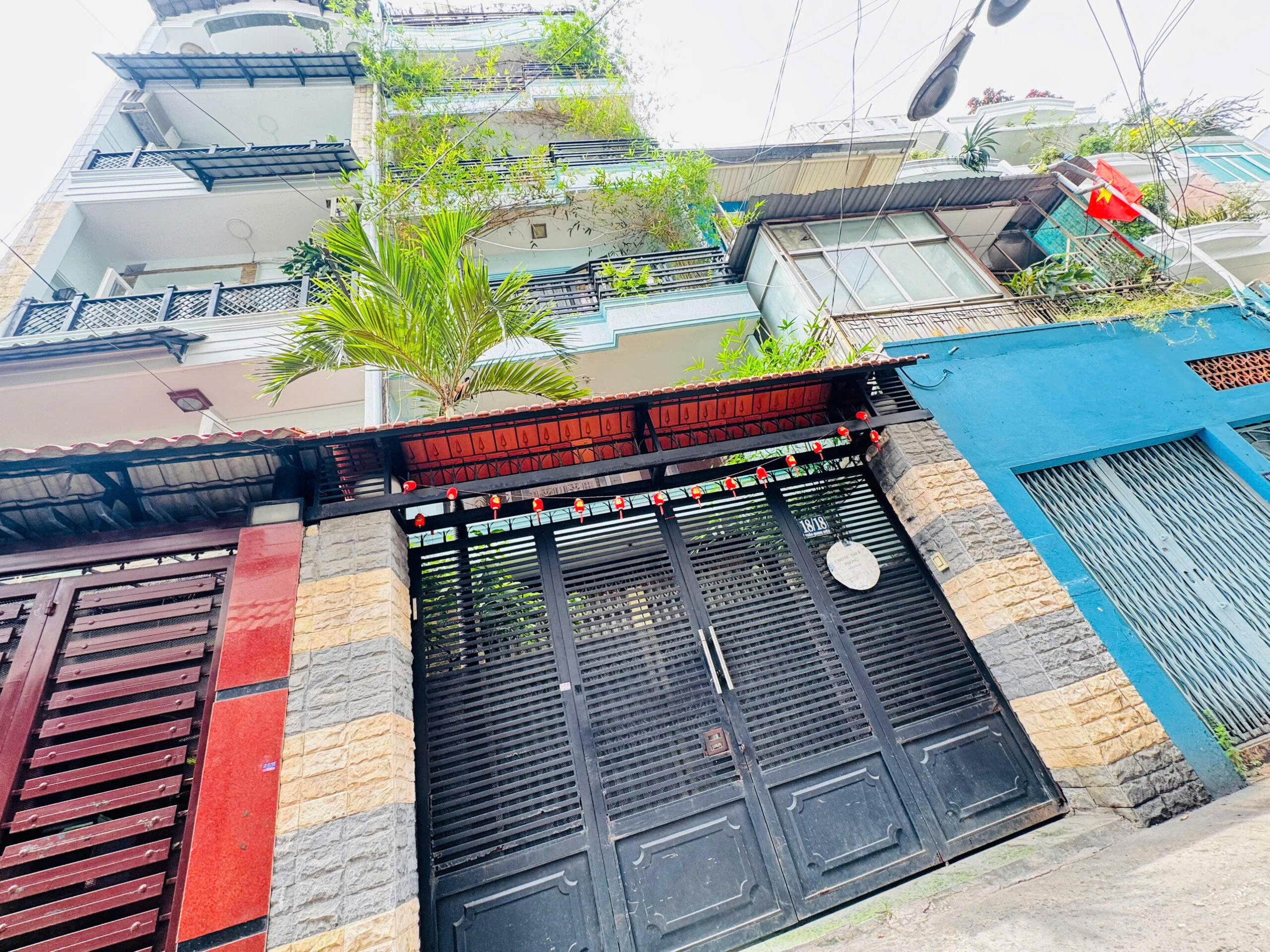 CHÍNH CHỦ 1 ĐỜI XƯA BÁN NHÀ 4 TẦNG XE HƠI ĐẬU CỬA Đ.TRẦN QUANG DIỆU, QUẬN 3 – 5.5M*17M – SỔ VUÔNG ĐẸP* LH GIANG GIANG: 093.86.76.685