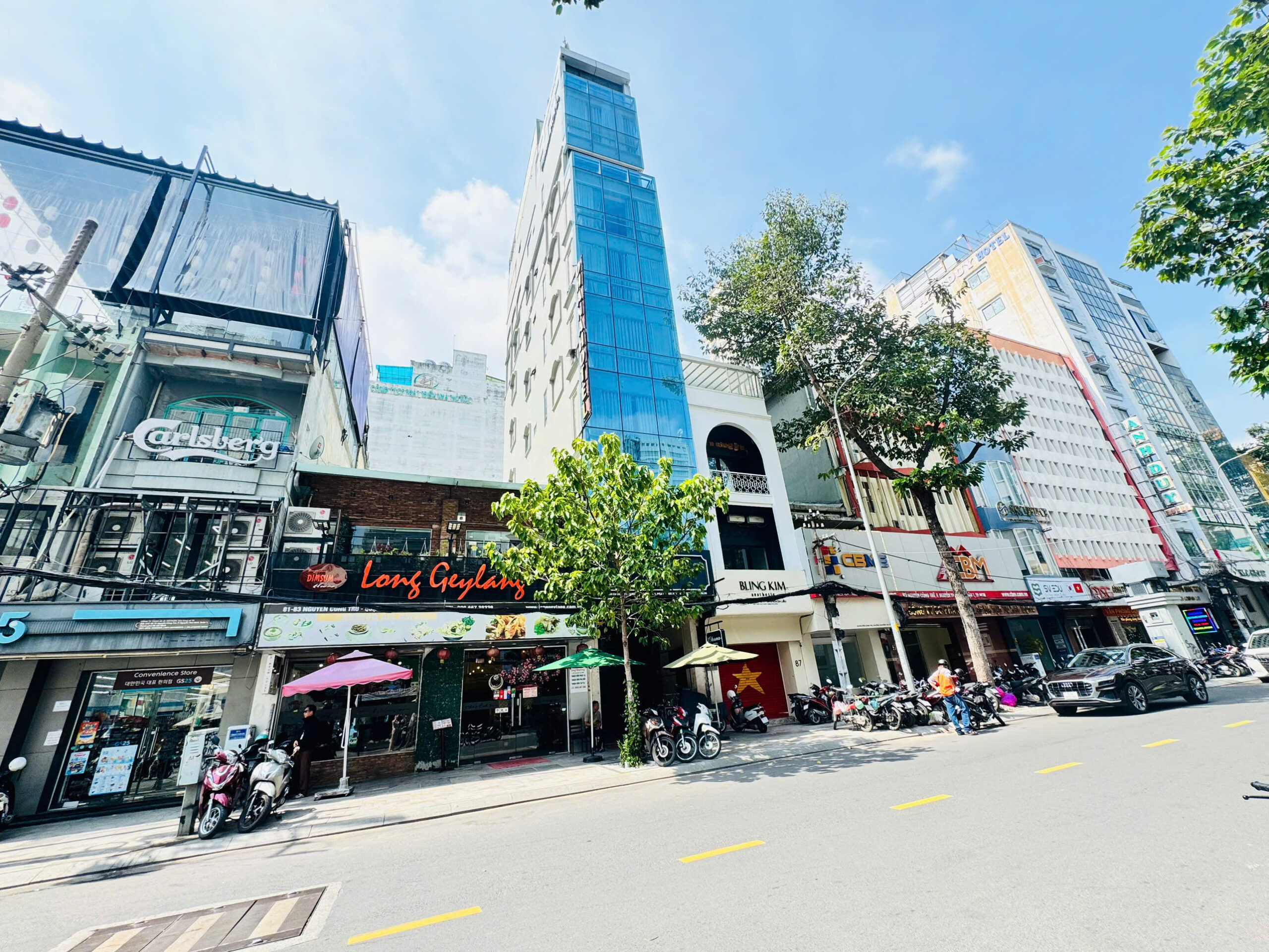 BÁN NHÀ MẶT TIỀN KD Đ.NGUYỄN CÔNG TRỨ, QUẬN 1 – HIẾM NHÀ BÁN – 4M*18M – VỊ TRÍ KINH DOANH ĐỈNH