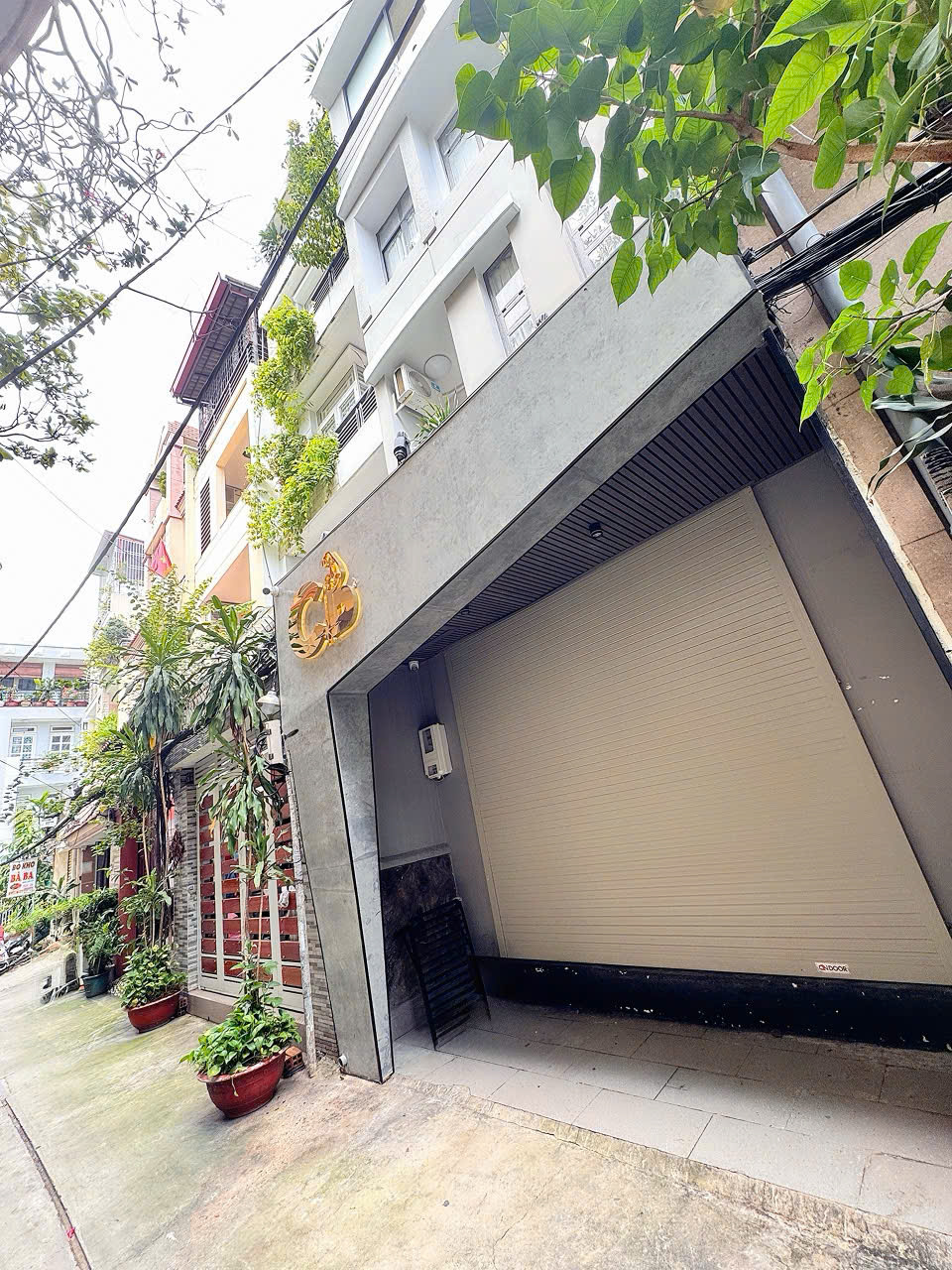 HIẾM BÂN NHÀ 4 TẦNG XE HƠI NGỦ TRONG NHÀ D.CỐNG QUỲNH, QUẬN 1 – DT 4M*19M – VỊ TRÍ ĐẲNG CẤP KHU CAO TẦNG ĐỒNG BỘ  * LH GIANG GIANG: 093.86.76.685