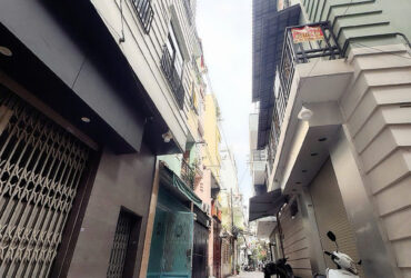 BÁN NHÀ HXH Đ.LÊ VĂN SỸ, QUẬN 3 – DT 6M*10M –  CHỈ 20M RA MT – NHÀ THIẾT KẾ DẠNG KIẾN TRÚC BIỆT THỰ PHÁP SIÊU ĐẸP* LIÊN HỆ GIANG GIANG: 093.86.76.685