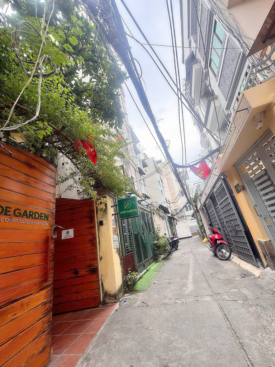 BÁN QUỸ ĐẤT SIÊU HIẾM – MẶT TIỀN HXH Đ.PHẠM VIẾT CHÁNH,P. NGUYỄN CƯ TRINH, QUẬN 1 -NGANG LỚN 4,6M*15.3M DT 69M2 – CHỦ TẶNG GPXD 5 TẦNG – GIĂNG GIANG:0938676685